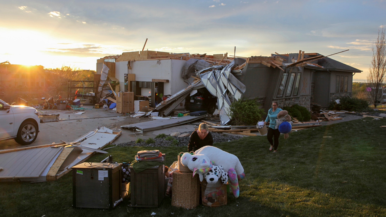 Tornado damage in nebraska